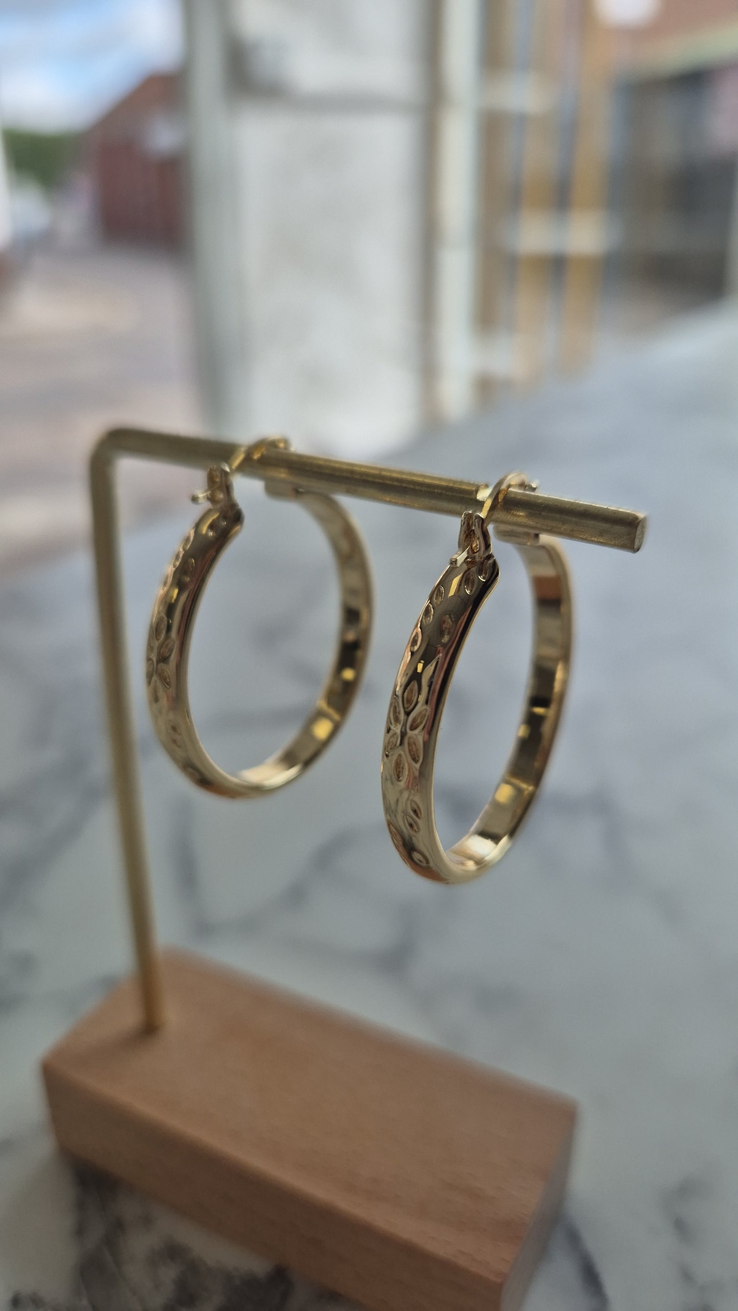3cm Etched Detail Hoops