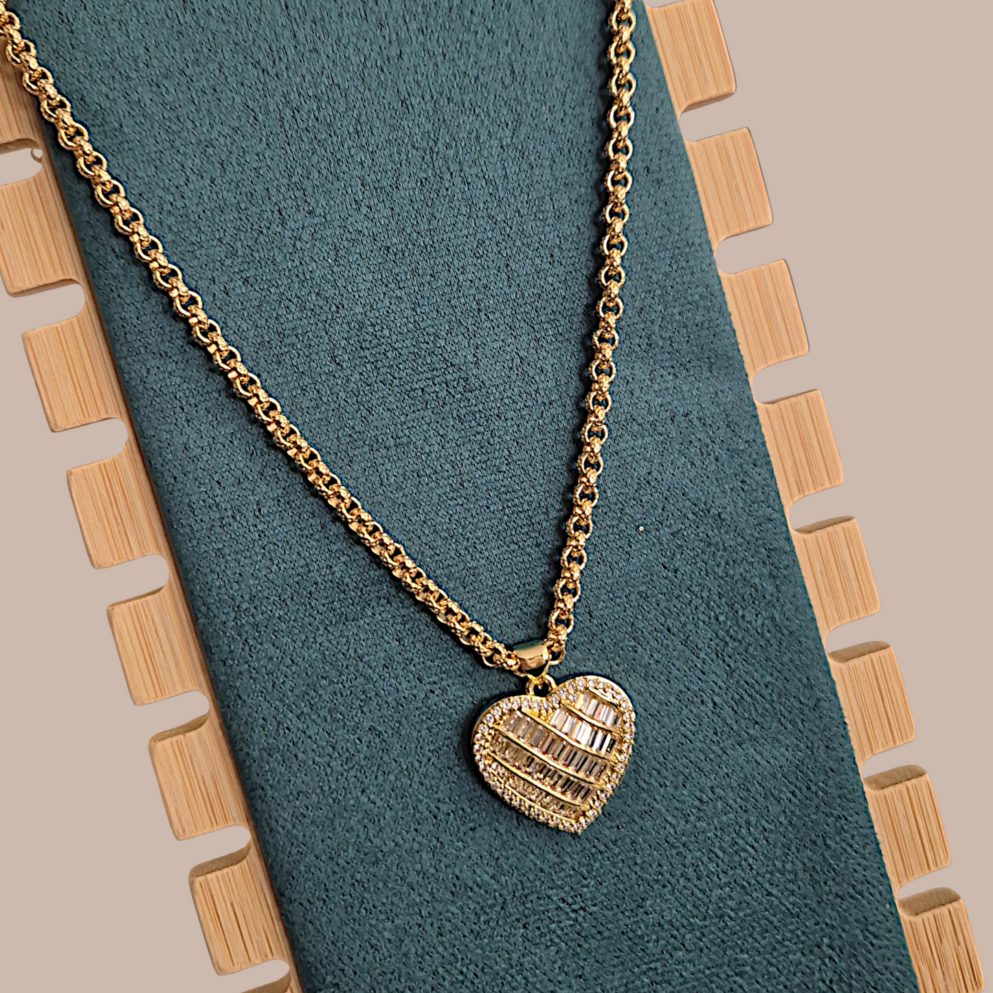 Heart On 4mm belcher 24"