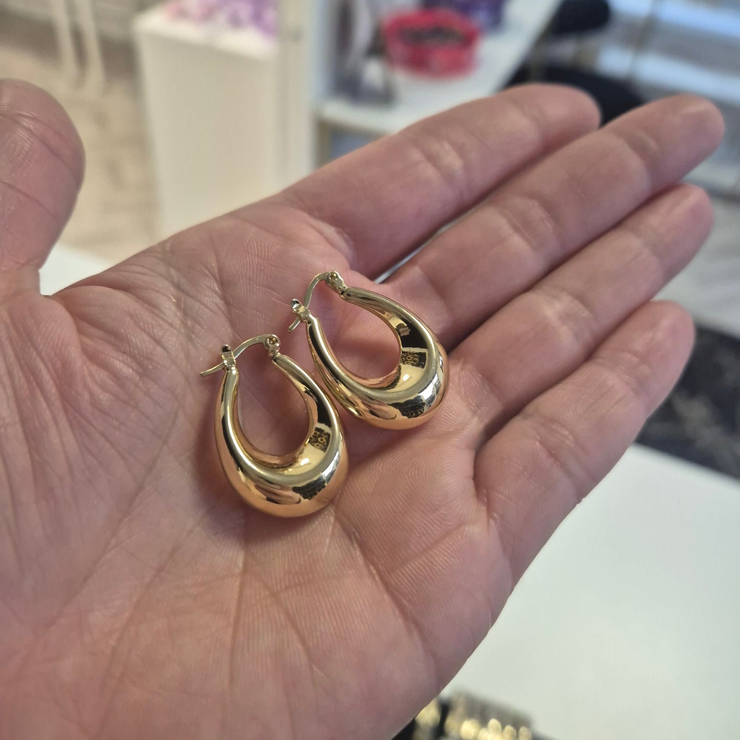 3cm Oval Chunky Hoop