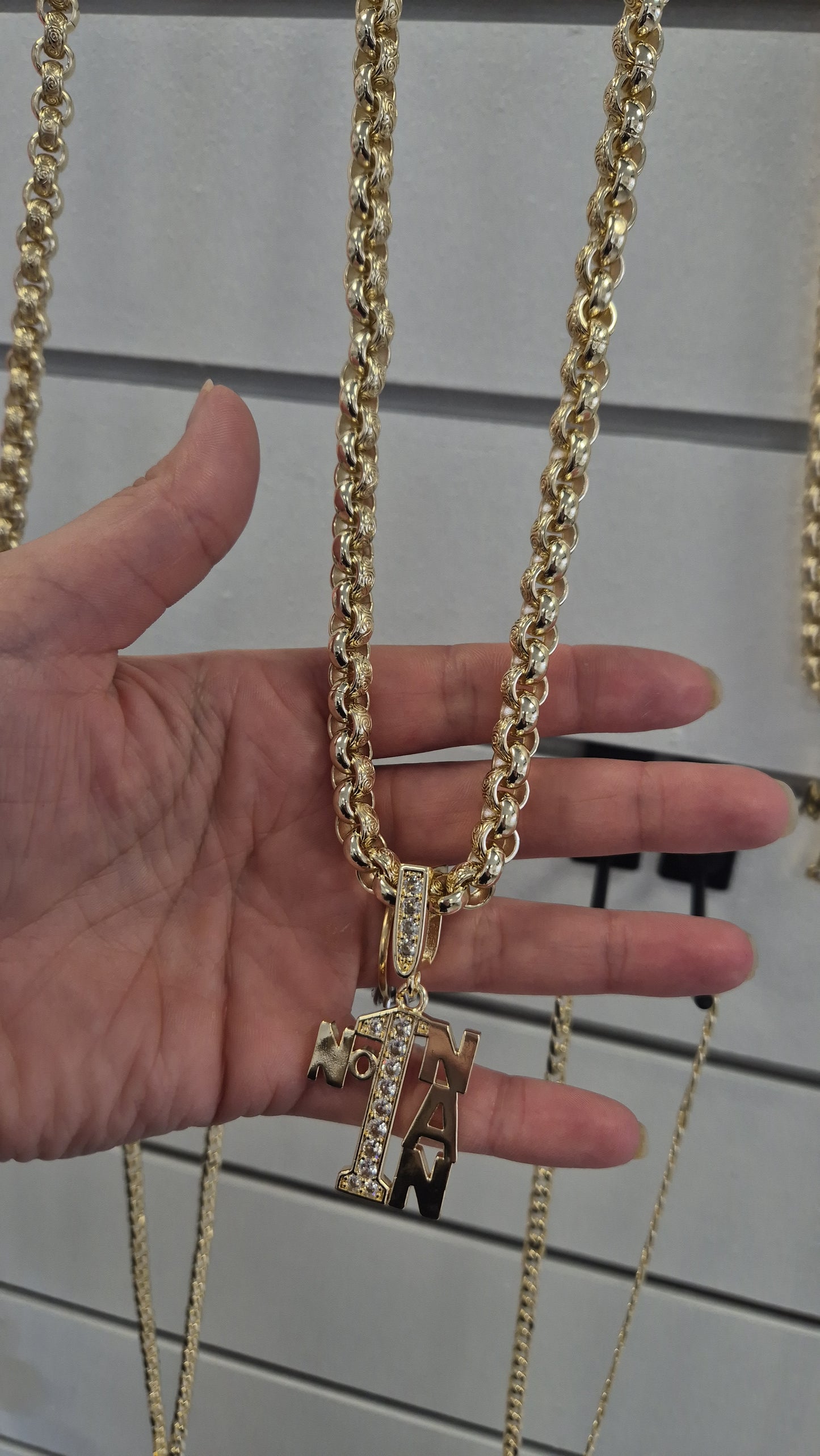 10mm Alternate Belcher Chain and Pendant 24"