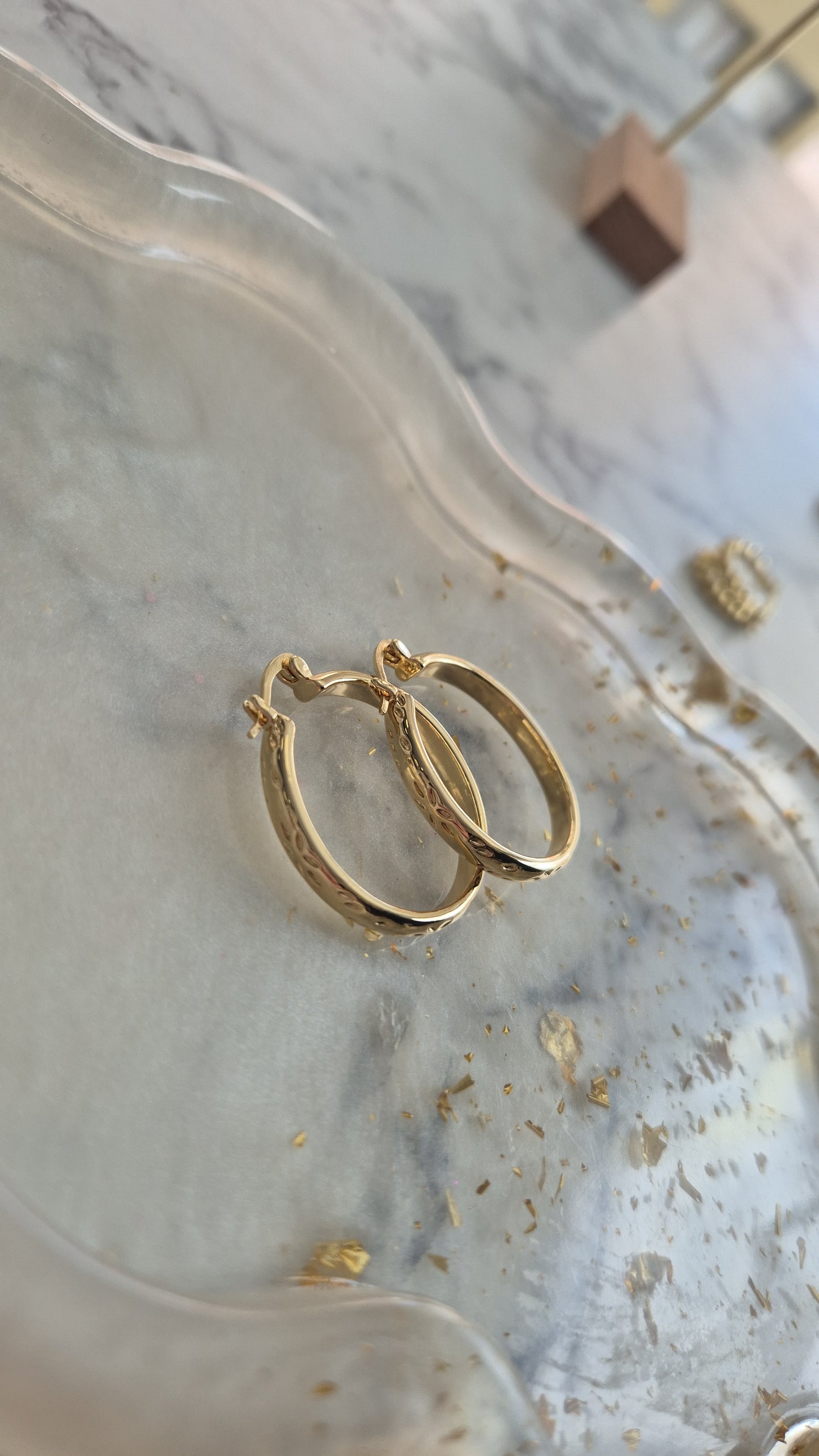 3cm Etched Detail Hoops