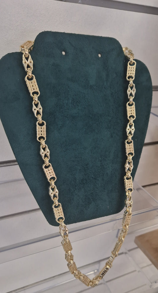 10mm Alternate Pattern Stars and Bars Chain