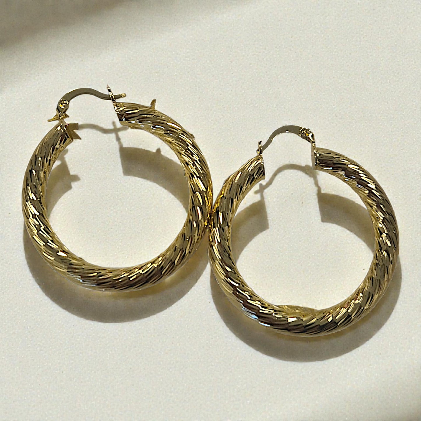 Lined Hoop earrings 4cm