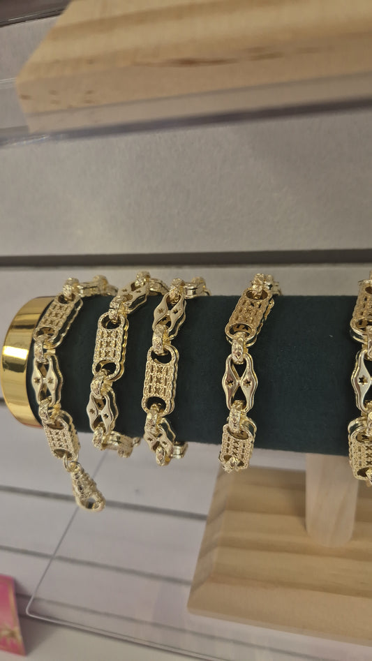 10mm Alternate Pattern Stars N Bars Bracelet