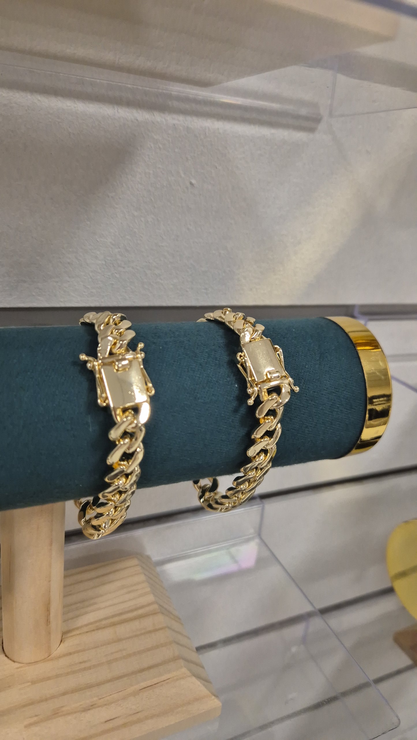 10 DAY PRE ORDER Cuban Bracelet