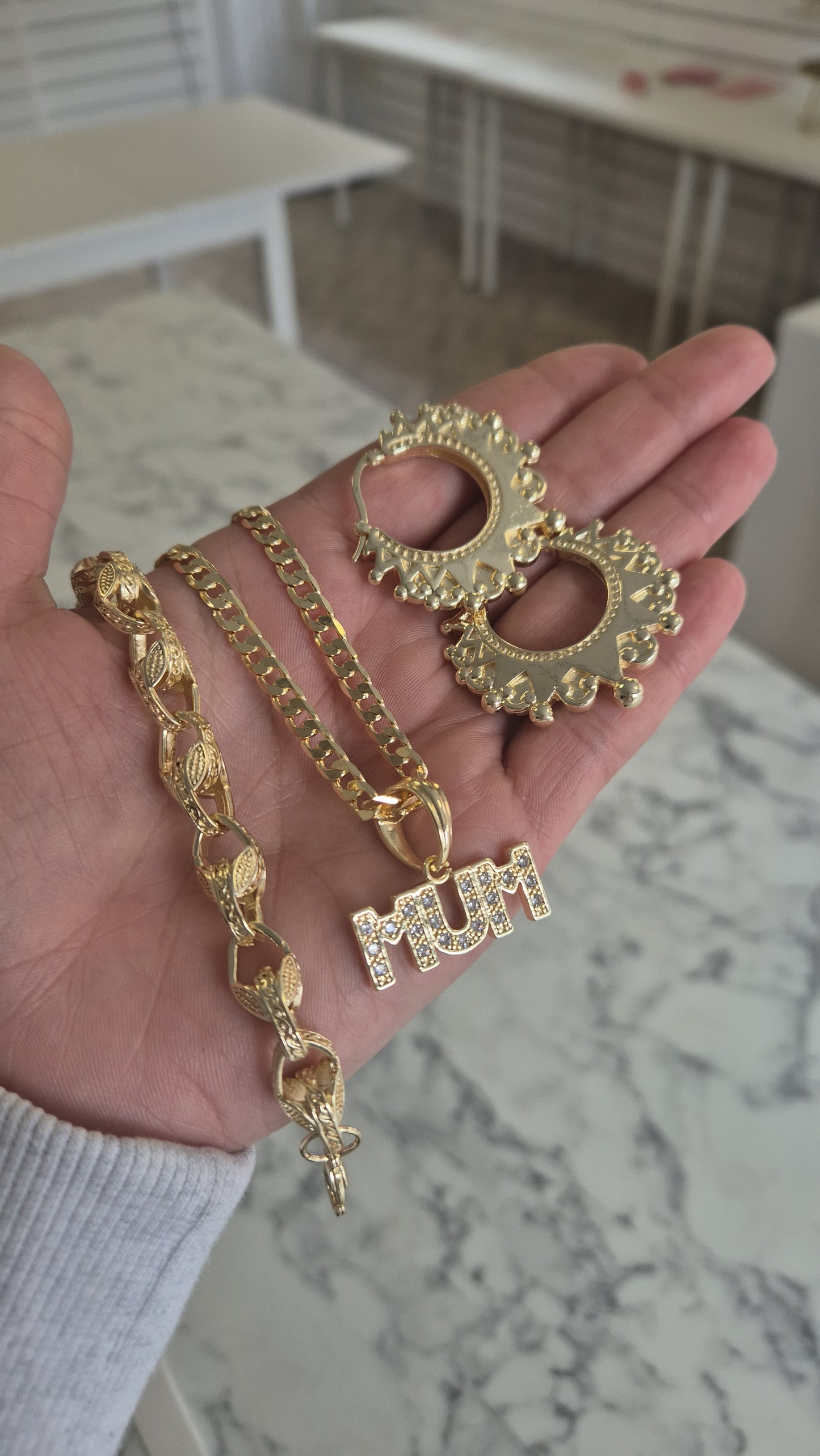 Mum Necklace, Tulip and Creole Bundle