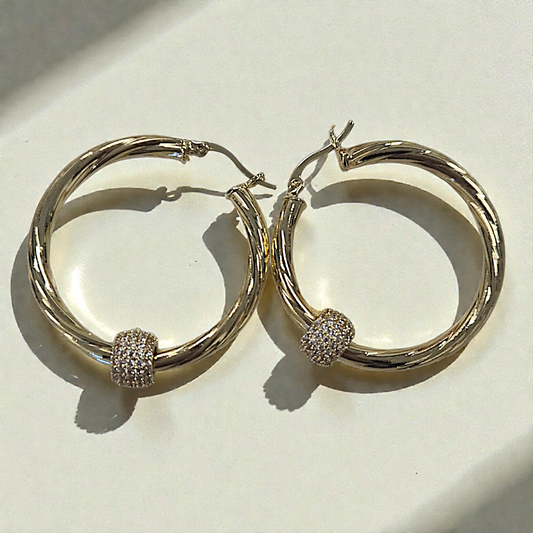 7 DAY PRE ORDER 4cm Round Hoops With Balls