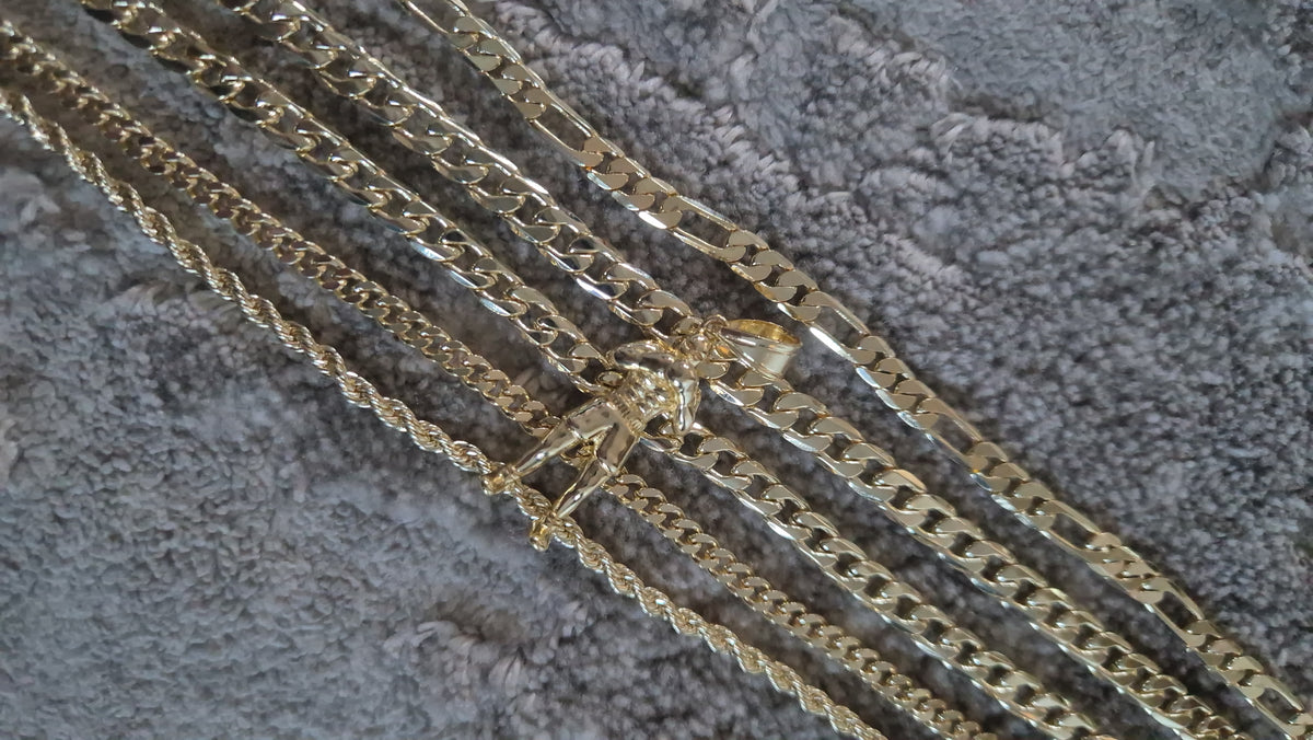 Small Boxer Pendant and Chain